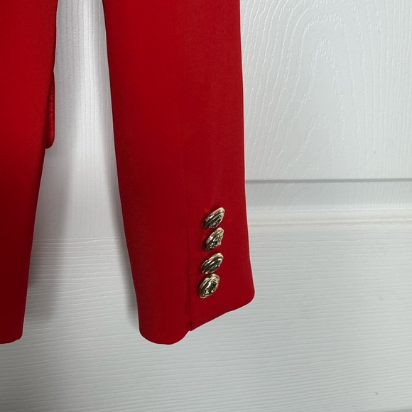Bold Red Double-Breasted Blazer with Tailored Fit - Picture 7 of 10